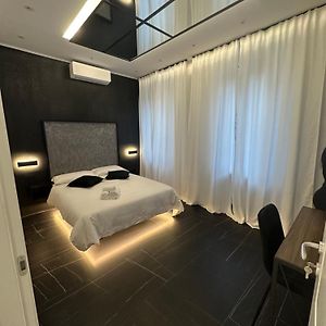 Deluxe Zimmer mit Kingsize-Bett